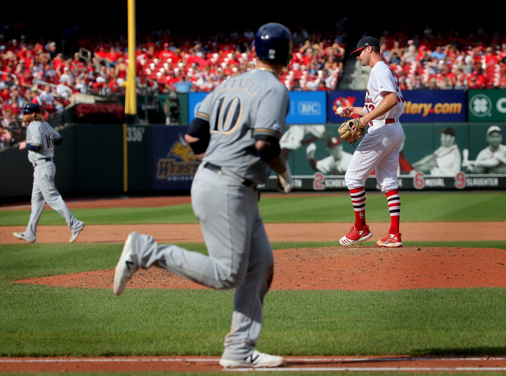 Milwaukee Brewers vs St. Louis Cardinals